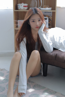 亚洲依人